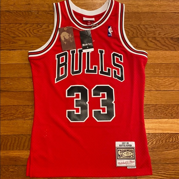 Mitchell & Ness Other - BNWT- BULLS - Scottie Pippen Mitchell & Ness